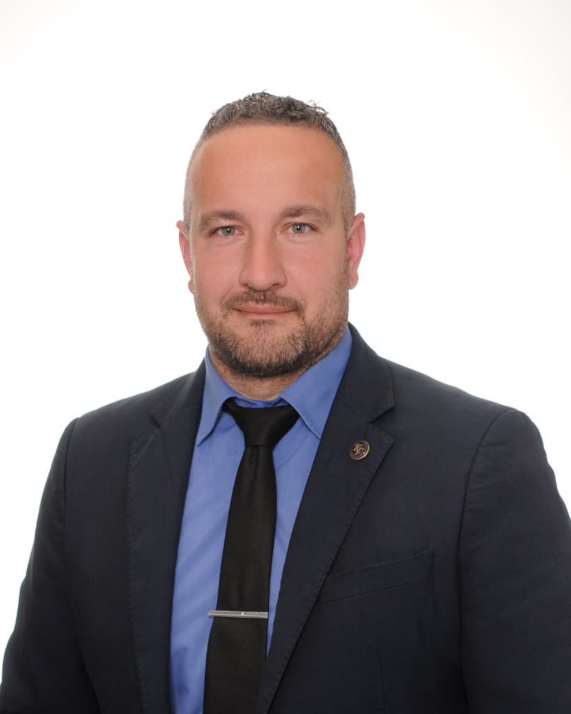 DIMITRIS KOLOVOS, professional portrait